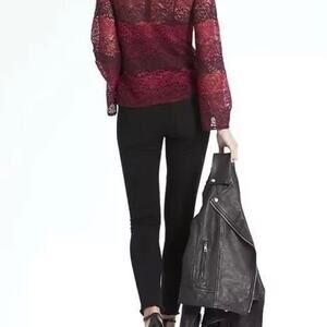 Banana Republic Bell Sleeve Layered Ombre Lace Blouse Large Wine Pink Colors L
